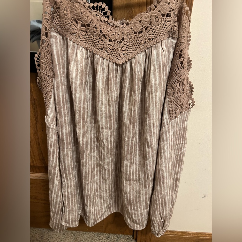 Extra small cute western top-day trip